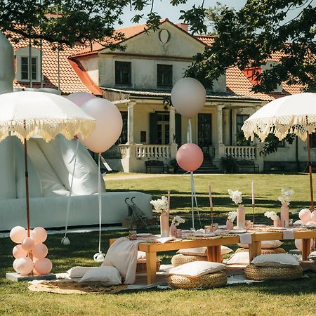 Hotel Blankenfeldes Muiza Tērvete Esterno foto