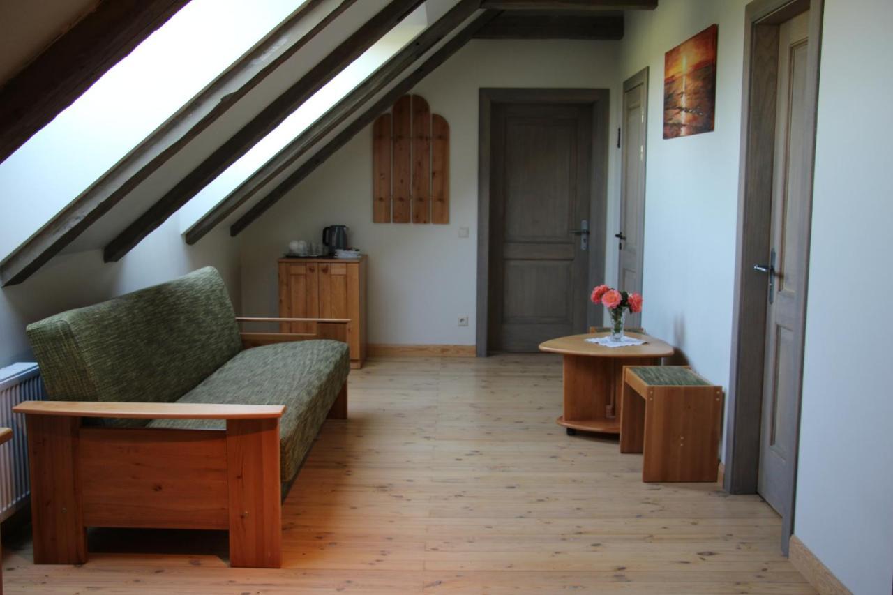 Hotel Blankenfeldes Muiza Tērvete Esterno foto